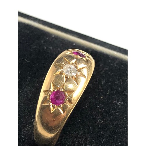 86 - Antique 18ct gold diamond and ruby ring weight 4.5g
