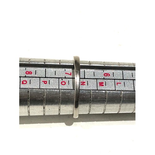 90 - Platinum diamond trilogy ring weight 3.2g