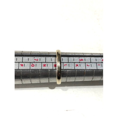 92 - 9ct white gold diamond ring weight 1.8g