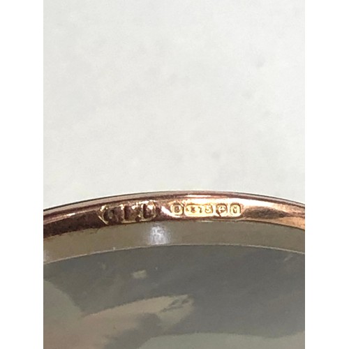 105 - Antique 9ct gold framed picture locket measures approx 4.2cm drop by 3.3cm wide weight 6.5g