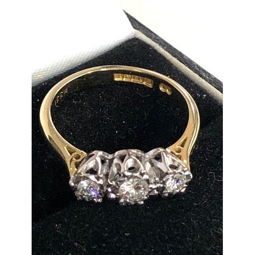 113 - 18ct gold diamond trilogy ring weight 3.9g