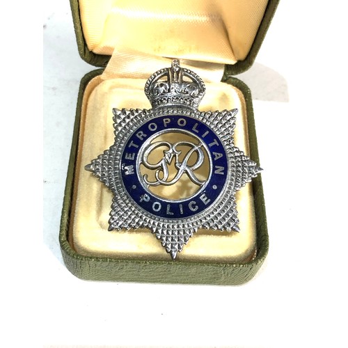 542 - Rare Kings Crown GV1 metropolitan police cap badge high ranking officers badge made by firmin