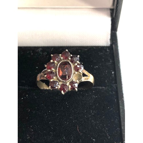 375 - Antique 9ct gold bohemian garnet ring missing stone weight 2g