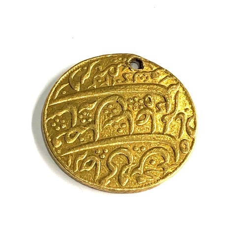 442 - Antique indian Mughal islamic gold coin holed weight 12.3g