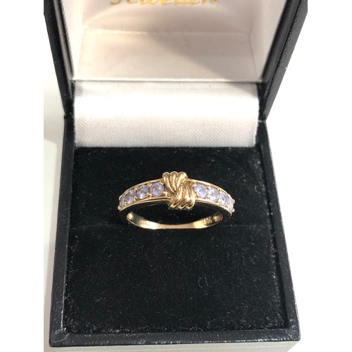 154 - 9ct gold stone set dress ring weight 2.7g