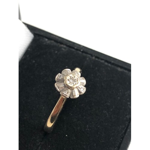 200 - 9ct gold diamond ring weight 2.1g