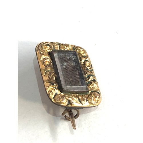 250 - Small antique mourning brooch measures approx 1.7cm by 1.2cm weight 2g