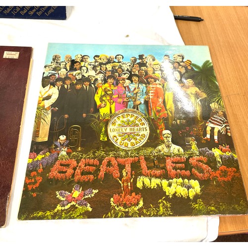27 - Selection of Beatles vinyls to include, The Beatles Ballads, The Beatles Rarities, The Beatles love ... 