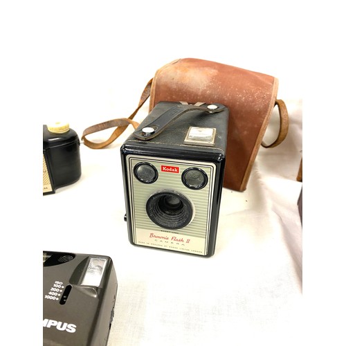 24 - Kodak brownie 127 camera, Kodak brownie flash II camera, Kodak brownie no 2, Panorama camera, 
Olymp... 