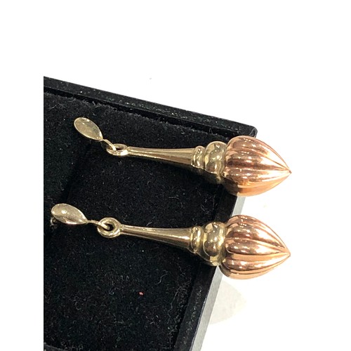 185 - 9ct gold rose & yellow colour drop earrings weight 2g