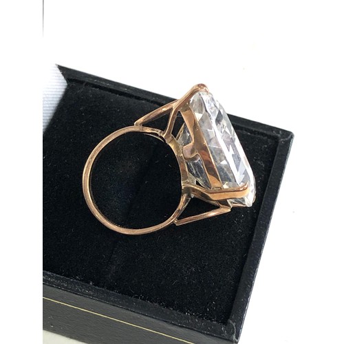 284 - 9ct gold large stone set cocktail ring weight 9.7g