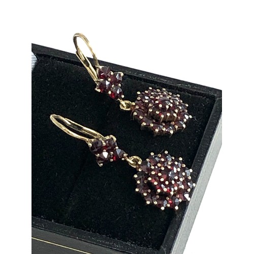 135 - 14ct gold bohemian garnet drop earrings weight 5.2g