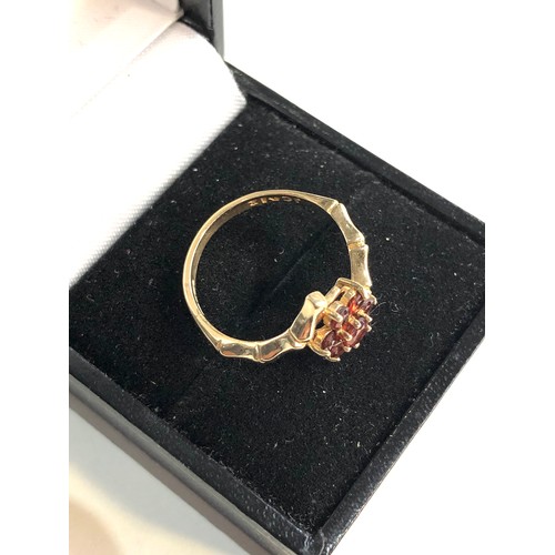 199 - 9ct gold stone set bamboo effect ring weight 2.4g