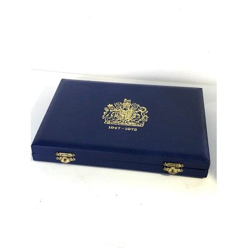 24 - Boxed set of 1947-1972 royal family spoons weight 190g