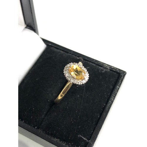 148 - Vintage 18ct gold citrine & diamond halo ring weight 3.1g