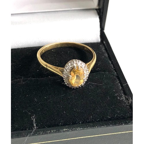 148 - Vintage 18ct gold citrine & diamond halo ring weight 3.1g