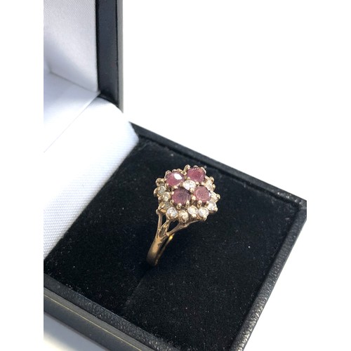 201 - Vintage 9ct gold garnet & gemstone cluster ring weight  2.5g