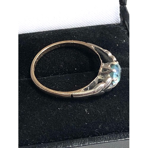 171 - 9ct gold blue stone ring weight 2g