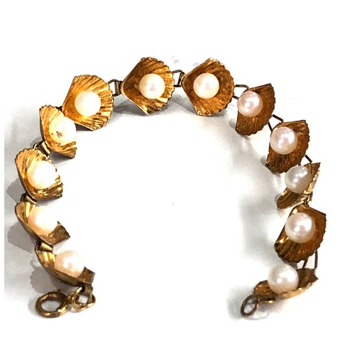 238 - Vintage 14ct gold clam shell & pearl panel bracelet weight 8.5g