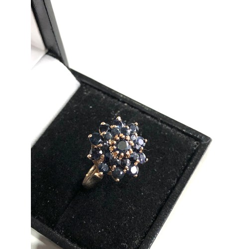 62 - 9ct gold sapphire set ring weight 3.4g