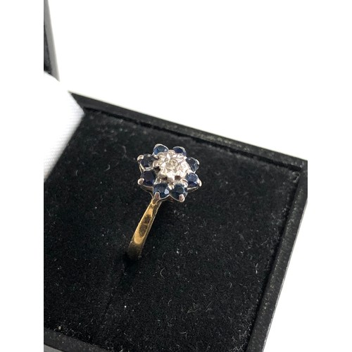 89 - 18ct gold diamond and sapphire ring weight 2.5g