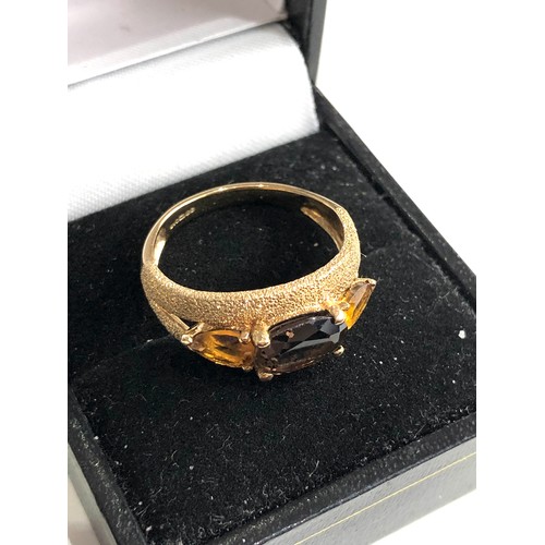 90 - 9ct gold citrine and smokey quartz  ring weight 3.1g