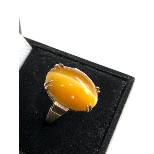 99 - 9ct gold cats eye ring weight 4g