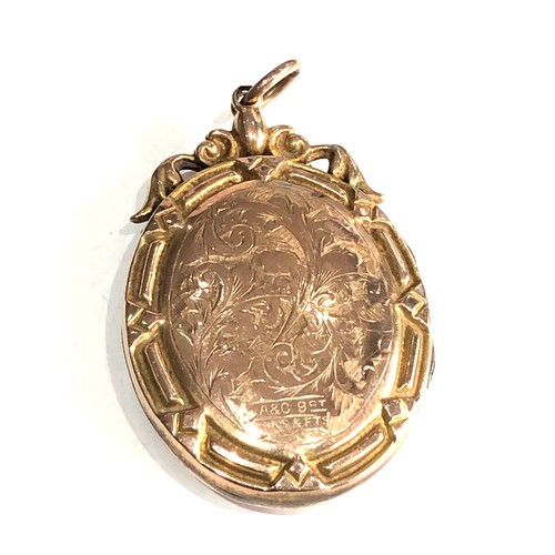 114 - Large Victorian 9ct gold bk-front locket measures approx 4.5cm drop bu 3cm wide weight 8.2g