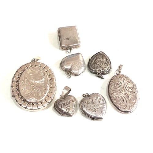 128 - Selection of antique / vintage silver heart lockets etc