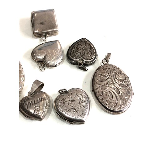 128 - Selection of antique / vintage silver heart lockets etc