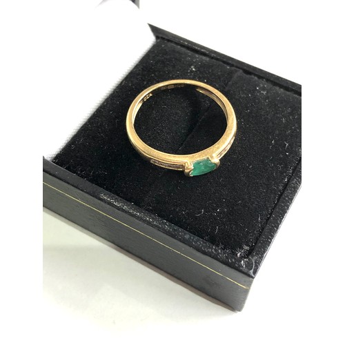 133 - 9ct gold emerald and diamond ring weight 2.2g