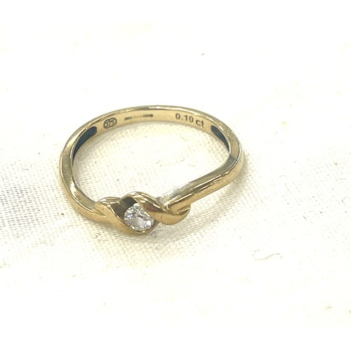 236 - Vintage 9ct gold diamond solitaire ring weight 1.7g