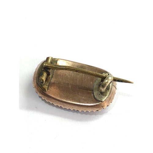 93 - 9ct gold georgian pearl mourning brooch measures approx 2.1cm by 1.3cm weight 3.3g missing small pea... 