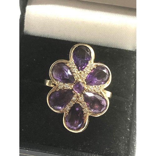 102 - 9ct gold amethyst and diamond ring weight 6.2g