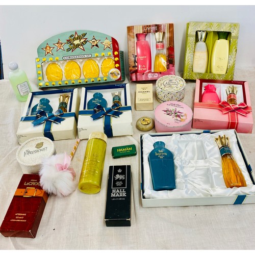 283 - Selection of vintage toiletries soap etc