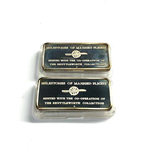 513 - 2 Solid silver milestones of manned flight ingots each 31.6g