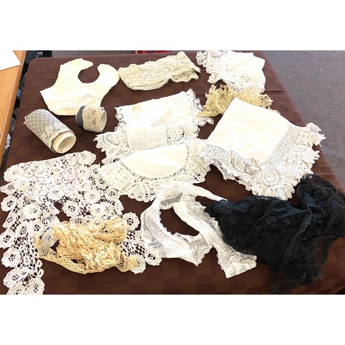 284 - Large selection antique lace pieces