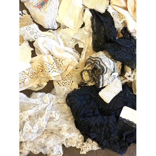 203 - Large selection antique lace pieces