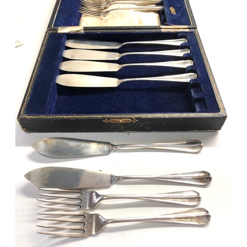 19 - Boxed set of silver fish knives and forks weight 443g Sheffield silver hallmarks