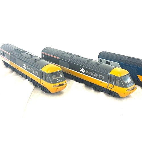 500 - 4, Hornby Model Railways 00 Gauge BR Blue Intercity 125 model / train