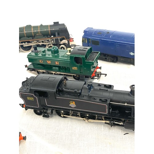 493 - Airfix Royal Scot 46100 made in hong kong locomotive, Hornby 25 225 engine, Hornby gwr 8751 5574, 2 ... 