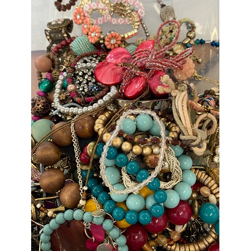 671 - Large selection of costume jewellery