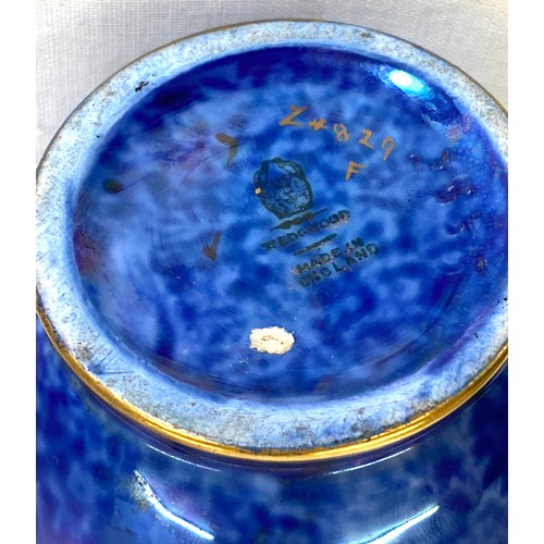 65 - 2, Wedgwood dragon lustre vase, Decorated with the Celestial dragon in guilt on a mixed blue lustre ... 