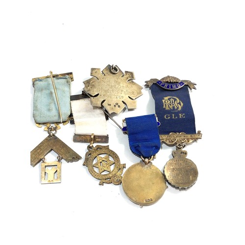 548 - 5 hallmarked silver masonic / r.a.o.b  jewels