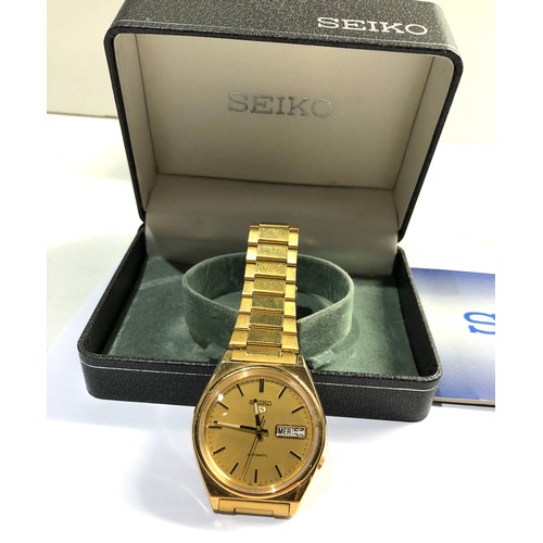 465 - Boxed seiko 5 7926-3140 automatic wristwatch working order