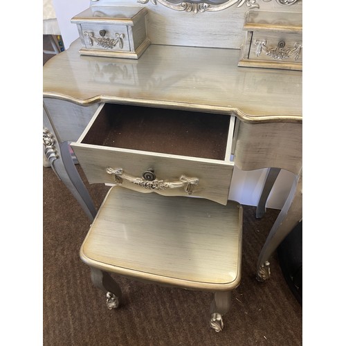 360 - Modern retro style dressing table with mirror and stool, measures approx 61