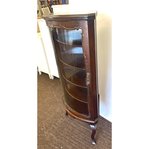 362 - Mahogany glass bow fronted corner cabinet on cabrolie legs, Height 45 inches, Width 21 inches, Depth... 