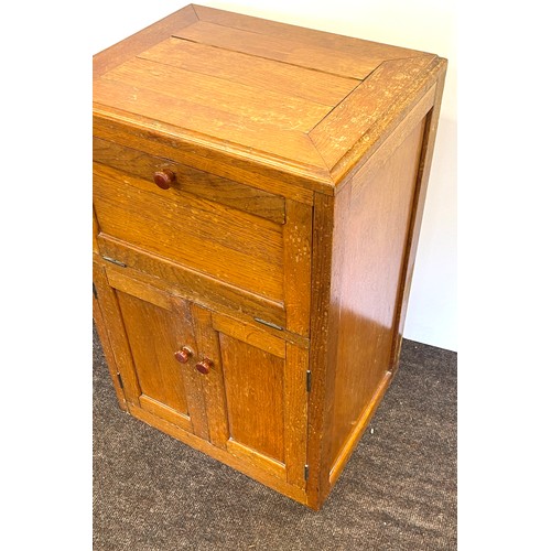 354 - Oak pot cupboard, approximate measurement: Height 25 inches by 16 inches by 13 inches