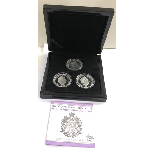 535 - Her Majesty queen elizabeth 11 88th birthday proof silver crown set