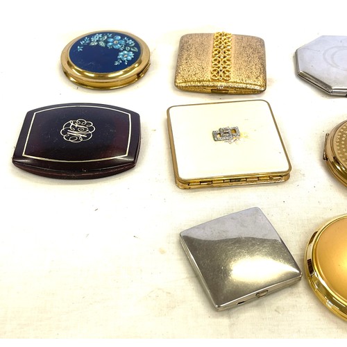 100 - Selection of vintage ladies compacts